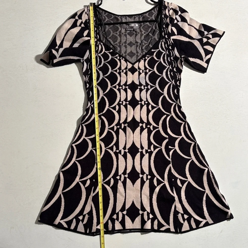 Anthropologie Black and Gray Knit Top - Picture 4 of 8